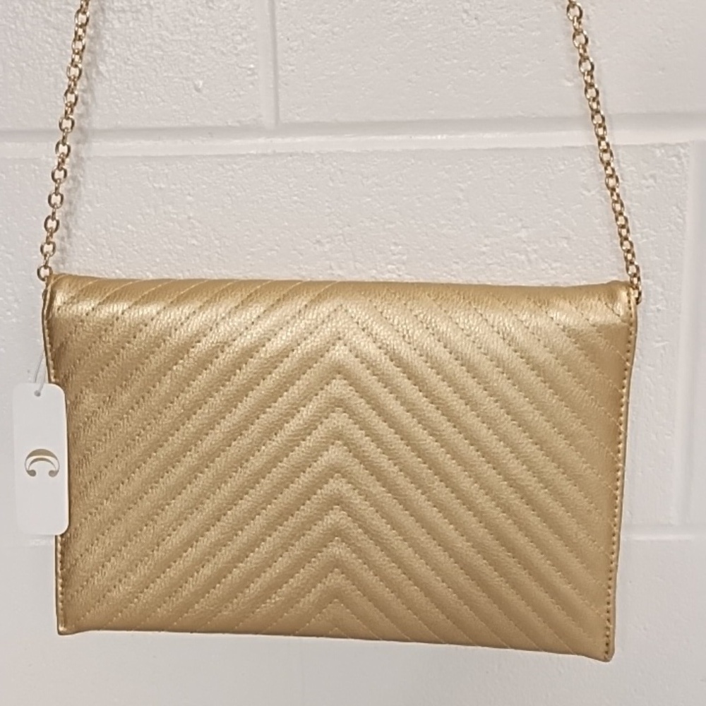 NWT MattGold Clutch Crossbody Bag Removable Chain Quilted Faux Leather Magnetic - Picture 2 of 10